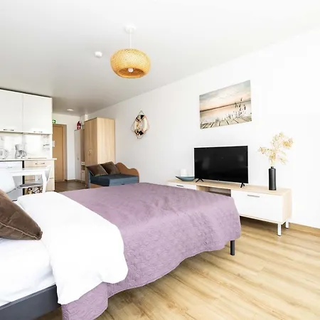 Mano Sventove, By Cohost * Паланга