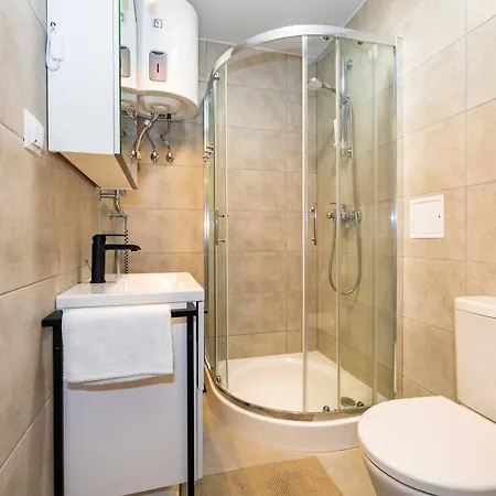 Mano Sventove, By Cohost