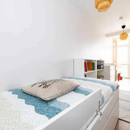 Mano Sventove, By Cohost Паланга