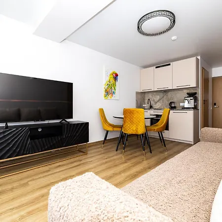 Апартаменти Mano Sventove, By Cohost Паланга