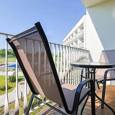 Mano Sventove, By Cohost