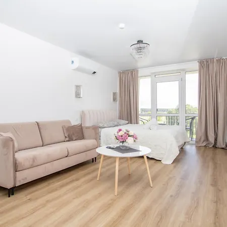 Mano Sventove, By Cohost