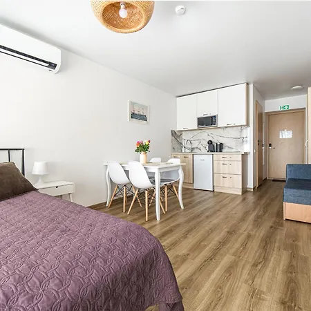 Mano Sventove, By Cohost Паланга