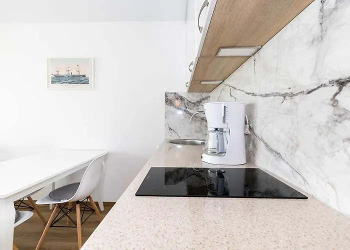 Mano Sventove, By Cohost *