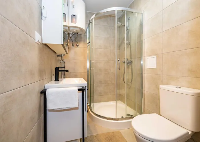 Mano Sventove, By Cohost