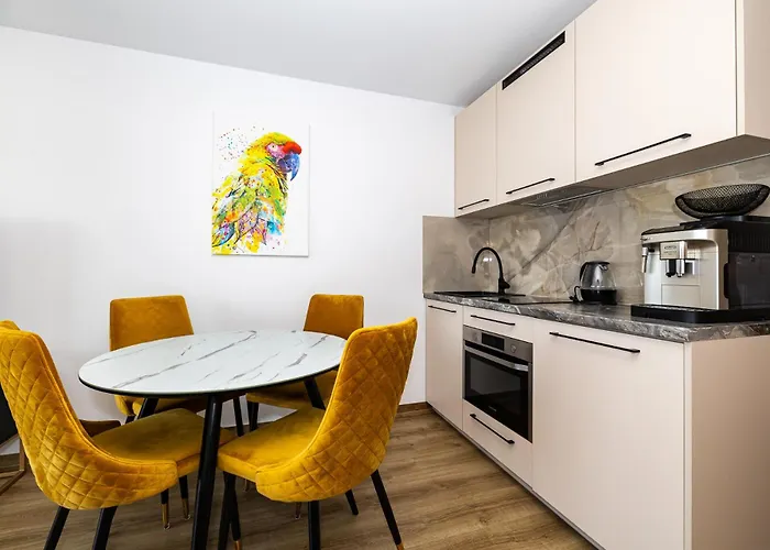 Mano Sventove, By Cohost Apartment