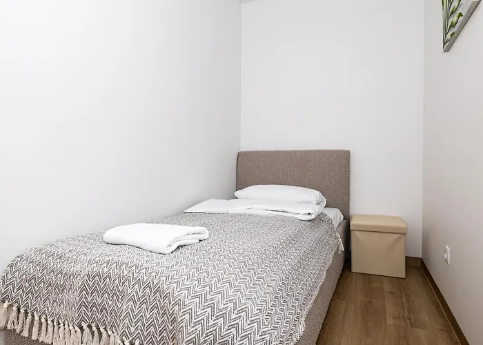 Mano Sventove, By Cohost Apartment *