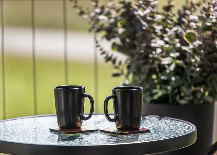 Mano Sventove, By Cohost *